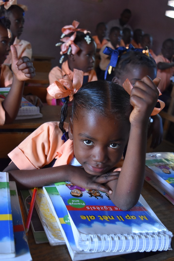 Jounen entènasyonal edikasyon : Fè lekòl an franse ann Ayiti se yon lòt fason pou n fèmen pòt edikasyon sou ti moun yo